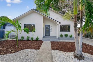 7700 NW 15th Ave, Miami, FL 33147