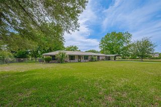 26003 Fountaine Bleau Drive, Tomball, TX 77377