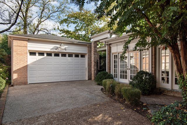 5117 Boxcroft Pl, Nashville, TN 37205