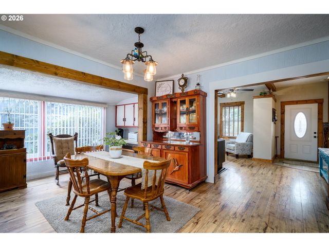 341 Nw 10TH St, Mc Minnville, OR 97128