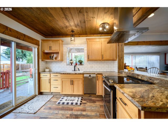341 Nw 10TH St, Mc Minnville, OR 97128