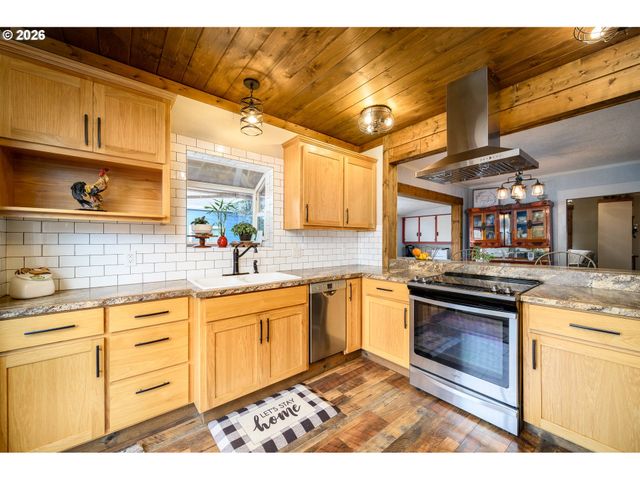 341 Nw 10TH St, Mc Minnville, OR 97128