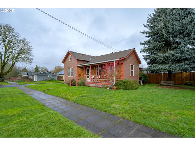 341 Nw 10TH St, Mc Minnville, OR 97128