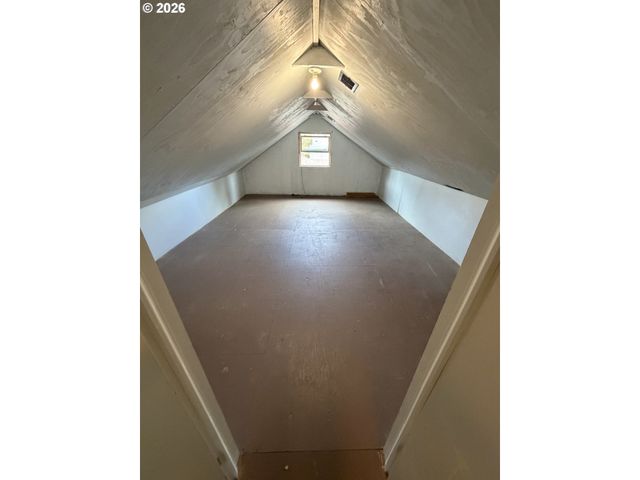 341 Nw 10TH St, Mc Minnville, OR 97128