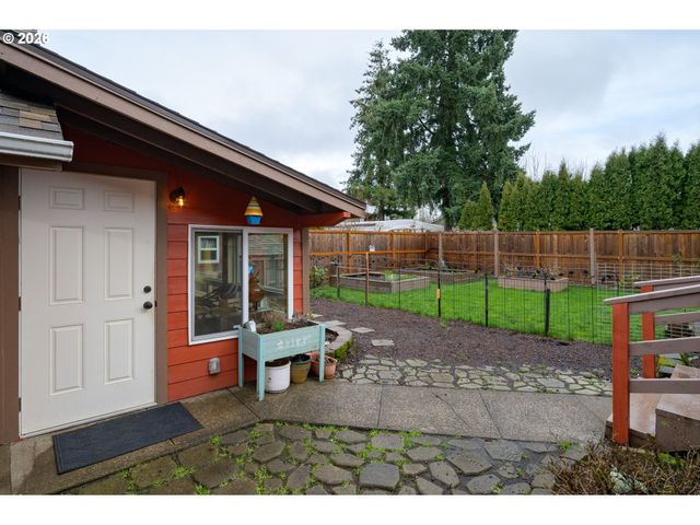 341 Nw 10TH St, Mc Minnville, OR 97128