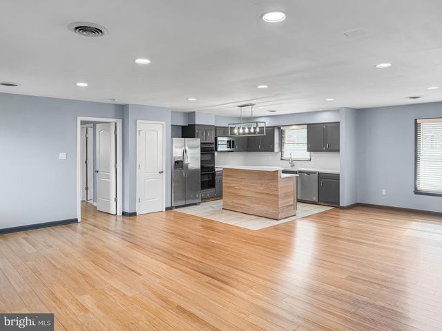 171 EUCLID AVE, Charles Town, WV 25414