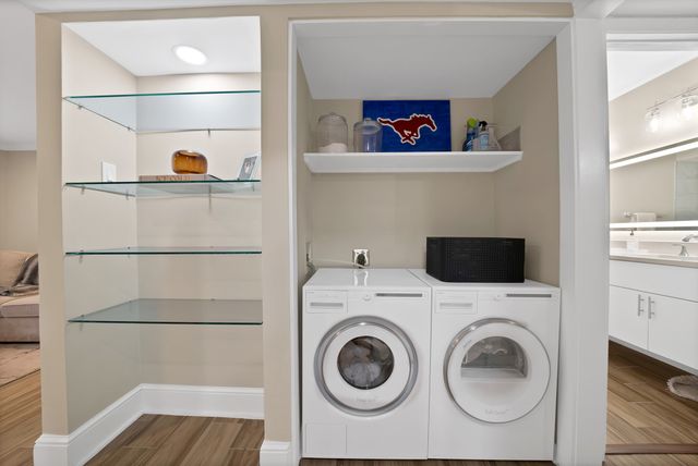 5904 Sandhurst Lane 145, Dallas, TX 75206