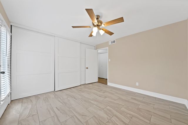 5904 Sandhurst Lane 145, Dallas, TX 75206
