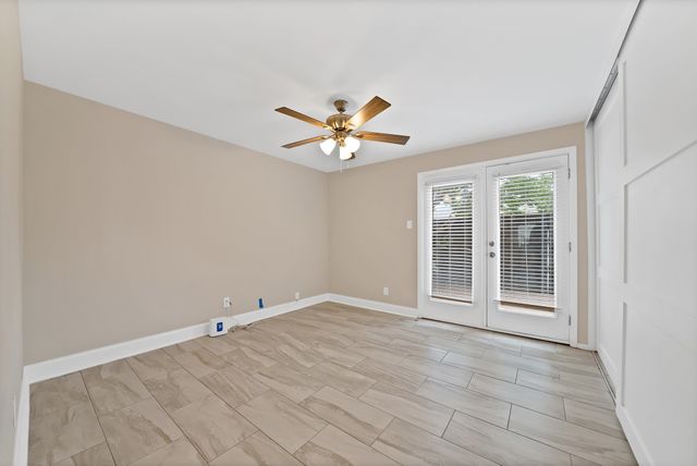 5904 Sandhurst Lane 145, Dallas, TX 75206
