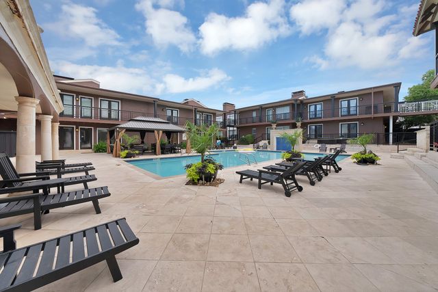 5904 Sandhurst Lane 145, Dallas, TX 75206