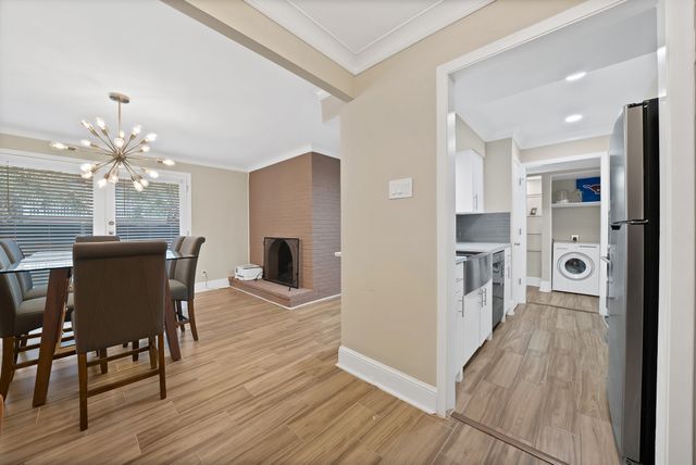 5904 Sandhurst Lane 145, Dallas, TX 75206
