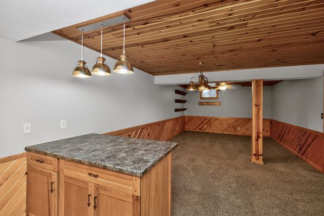 7216 Espanade Street, Johnston, IA 50131