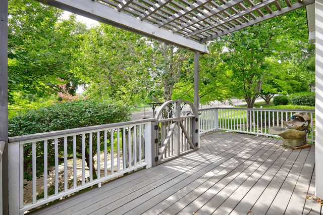 7216 Espanade Street, Johnston, IA 50131