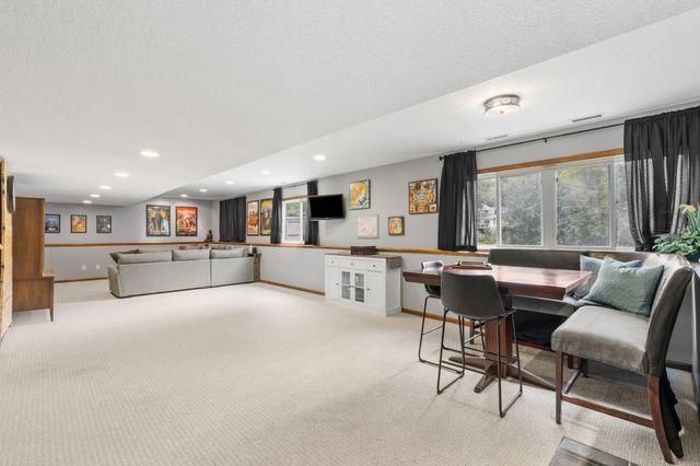 19383 Embers Avenue, Farmington, MN 55024