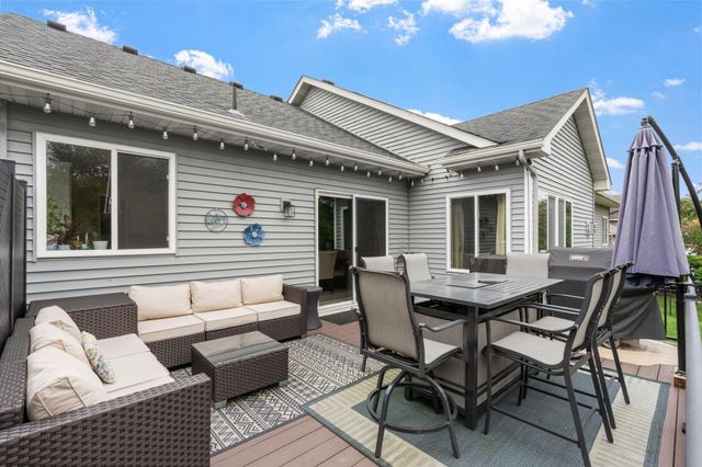 19383 Embers Avenue, Farmington, MN 55024
