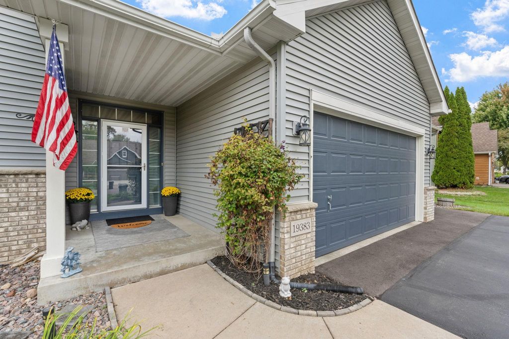 19383 Embers Avenue, Farmington, MN 55024 — photo 2