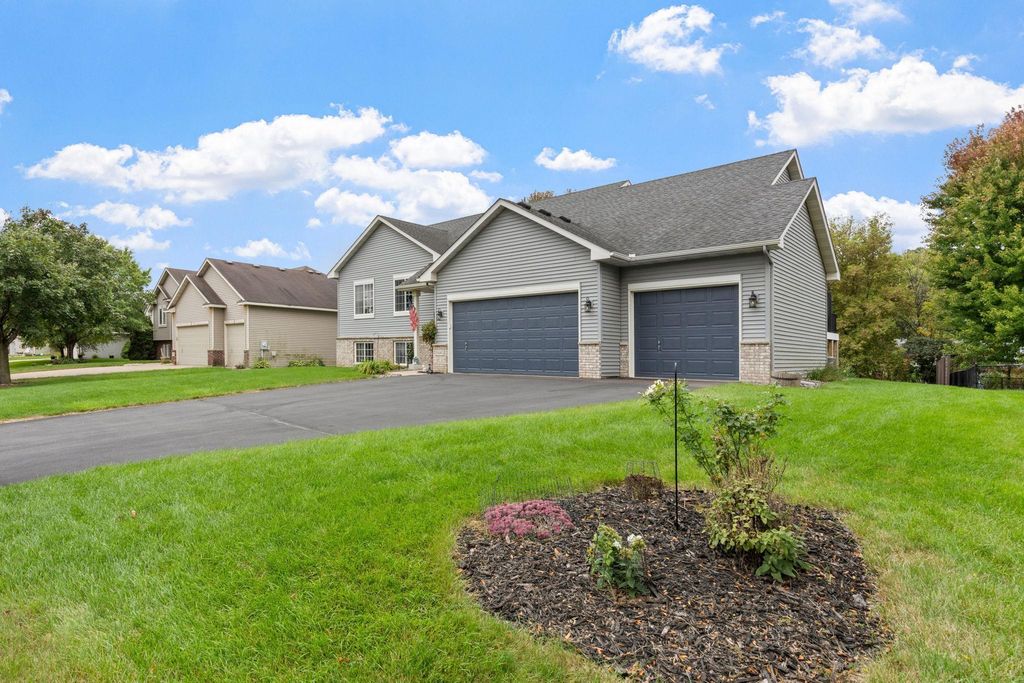 19383 Embers Avenue, Farmington, MN 55024 — photo 3