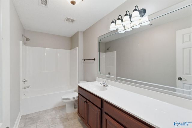 12100 Two Rivers Drive F-3, Athens, AL 35611