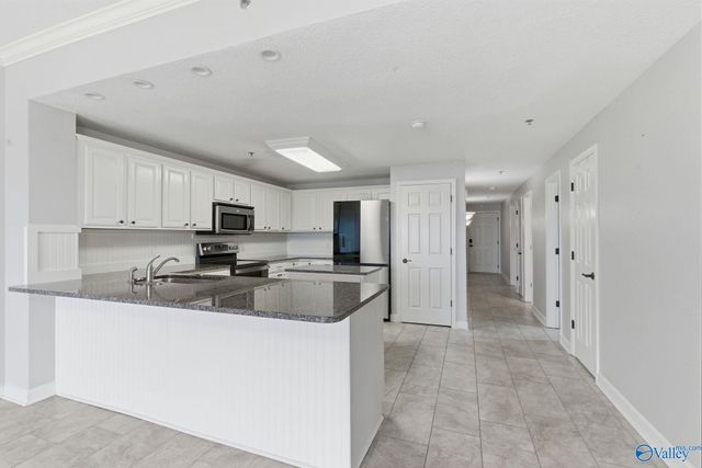 12100 Two Rivers Drive F-3, Athens, AL 35611