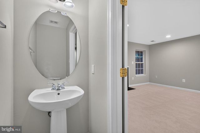 13227 ROLLING PLAINS CT, Herndon, VA 20171