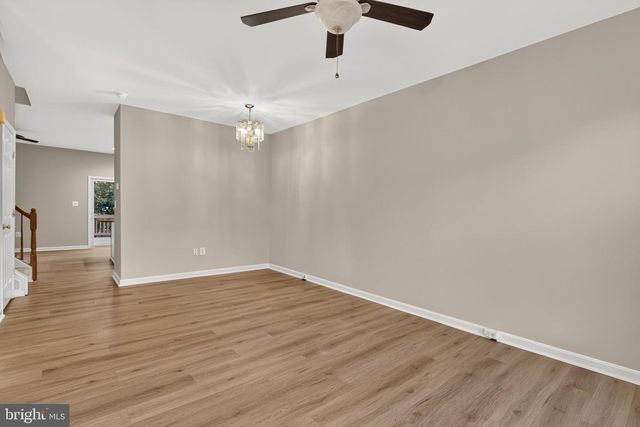 13227 ROLLING PLAINS CT, Herndon, VA 20171