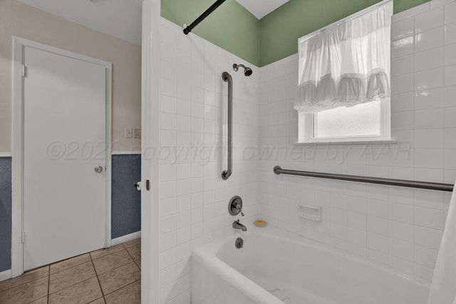 32 VILLAGE Drive, Canyon, TX 79015