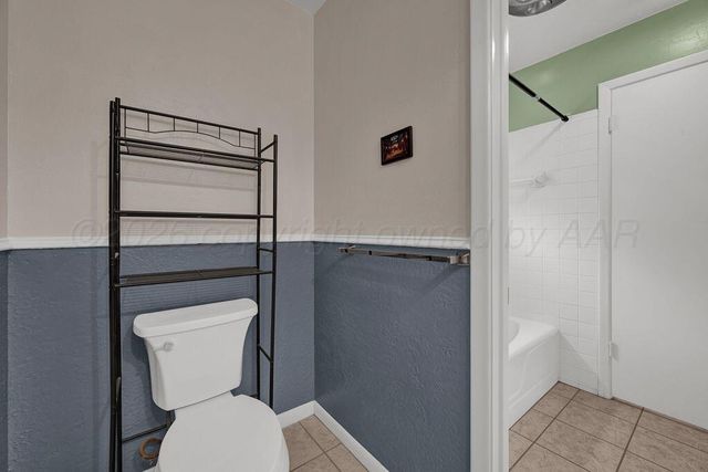 32 VILLAGE Drive, Canyon, TX 79015