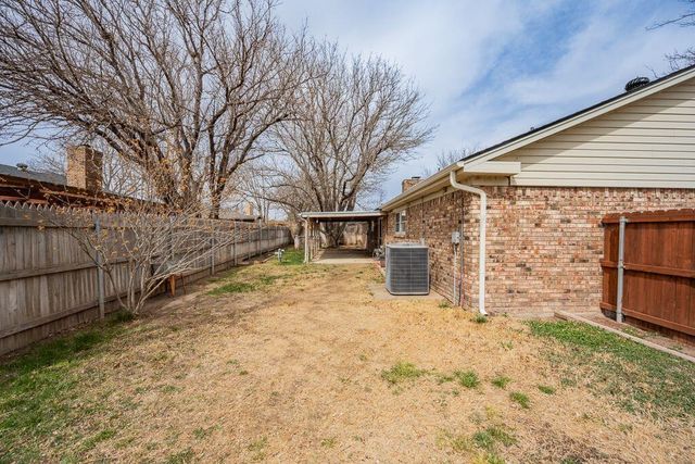 32 VILLAGE Drive, Canyon, TX 79015