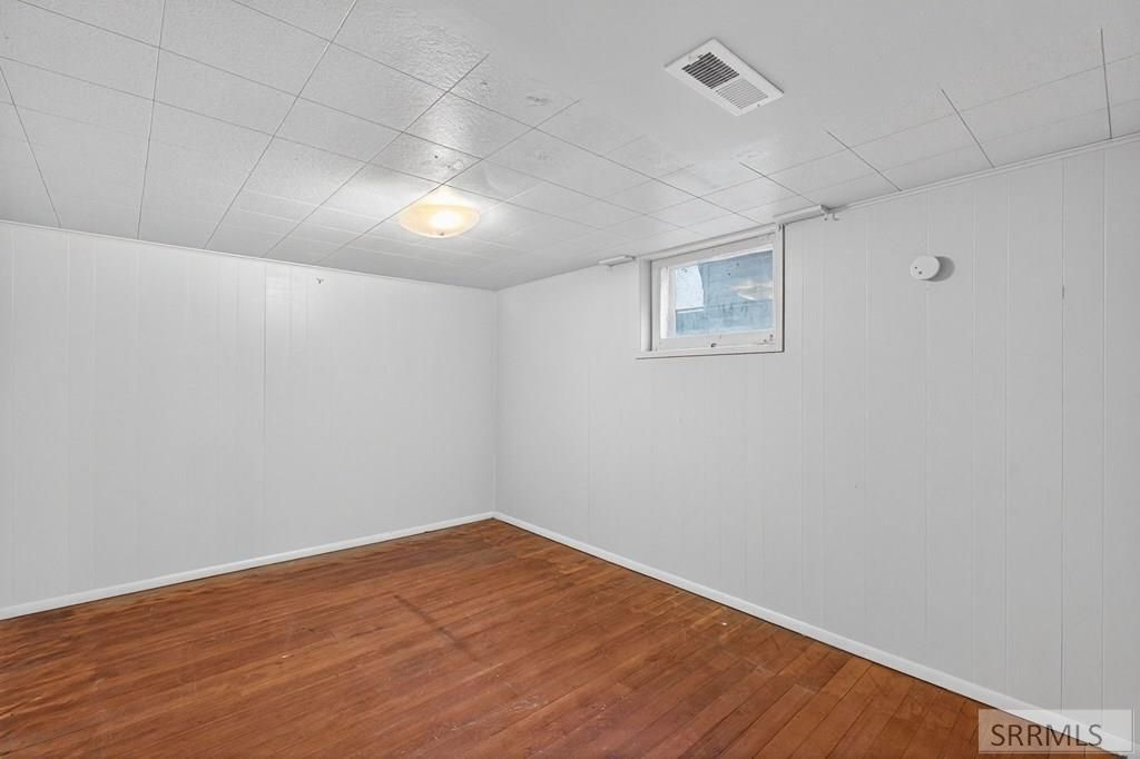 Image 13 of property listing at 295 S Boulevard, Idaho Falls, ID 83401