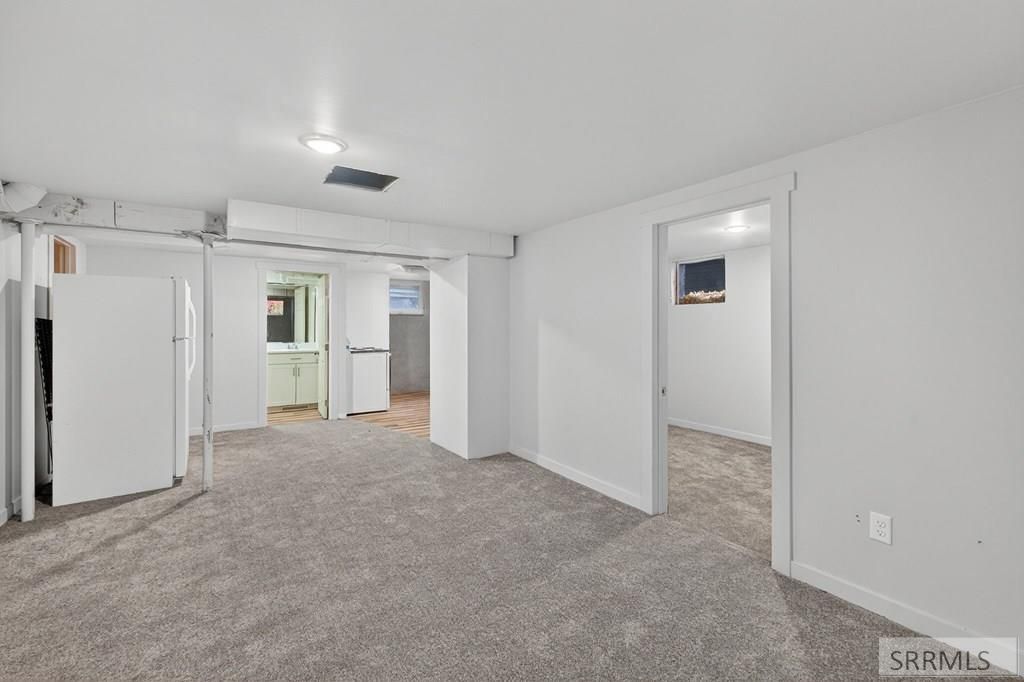 Image 6 of property listing at 295 S Boulevard, Idaho Falls, ID 83401