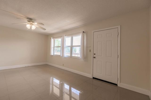 4302 Martinique Circle H3, Coconut Creek, FL 33066