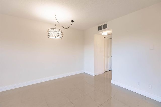 4302 Martinique Circle H3, Coconut Creek, FL 33066