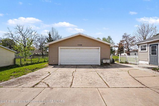 1296 Adams Street, Dansville, MI 48819