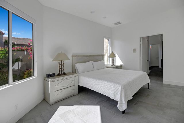 189 White Horse Trail, Palm Desert, CA 92211