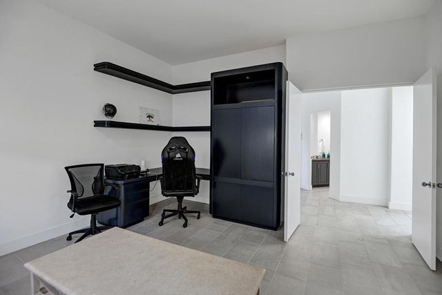 189 White Horse Trail, Palm Desert, CA 92211