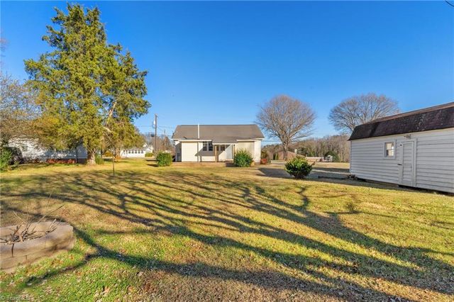 2722 Darrow Road, Walkertown, NC 27051