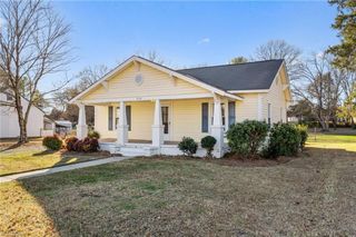 2722 Darrow Road, Walkertown, NC 27051