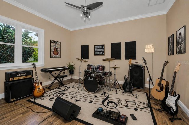 1888 BUGLE LANE, Clearwater, FL 33764