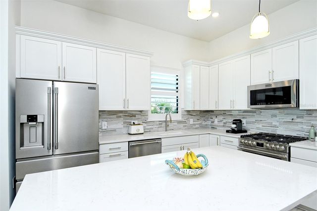 6166 WINDING PINE DRIVE, Nokomis, FL 34275