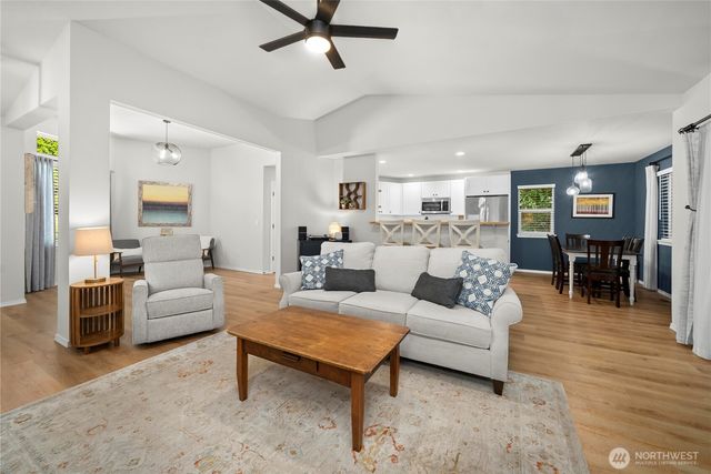 1205 Union Ave, Steilacoom, WA 98388