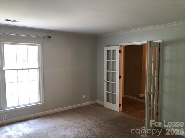 823 Tadlock Place, Matthews, NC 28105