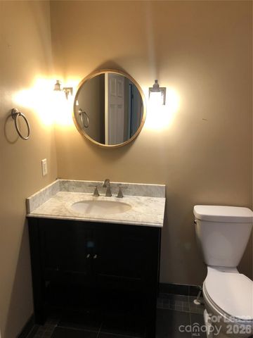 823 Tadlock Place, Matthews, NC 28105