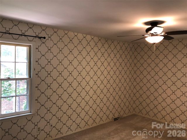823 Tadlock Place, Matthews, NC 28105