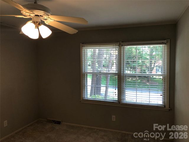 823 Tadlock Place, Matthews, NC 28105