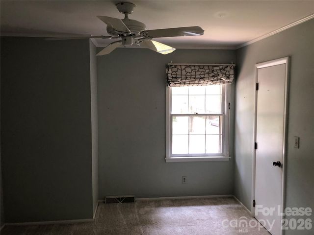 823 Tadlock Place, Matthews, NC 28105