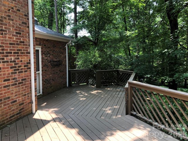 823 Tadlock Place, Matthews, NC 28105