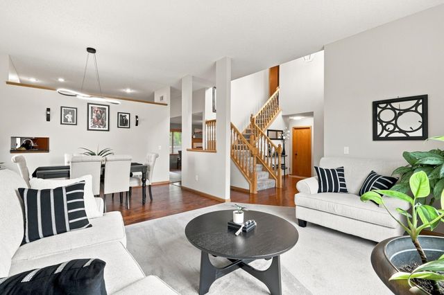 23632 Aspen Drive, Rogers, MN 55374
