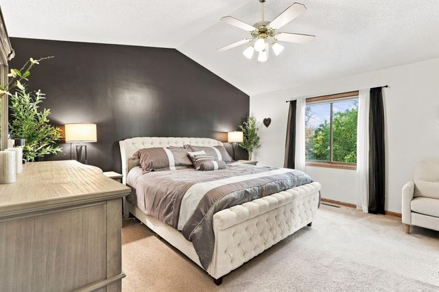 23632 Aspen Drive, Rogers, MN 55374