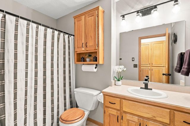 23632 Aspen Drive, Rogers, MN 55374