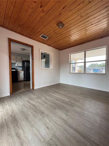 431 AVENUE F SE, Winter Haven, FL 33880